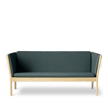 J149 sofa af Erik Ole Jørgensen, 3 personers