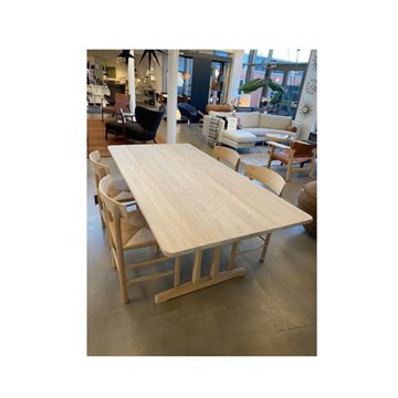 C18-spisebord og 4 stk J39-spisebordsstole af Børge Morgensen, sæbebehandlet eg 