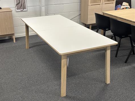 Fredericia Furniture Ana Spisebord